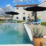 Villa Macini Modrušani