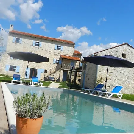Macini Villa Modrušani