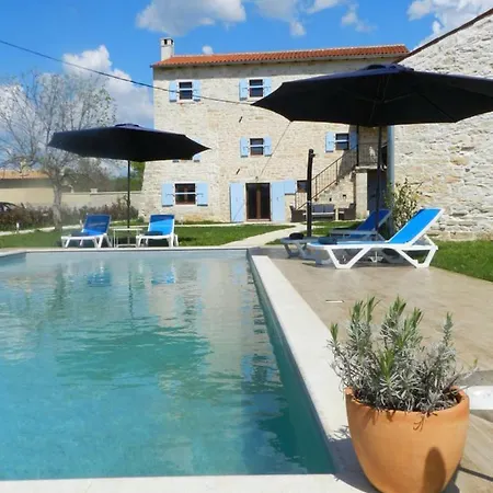 Villa Macini Modrušani