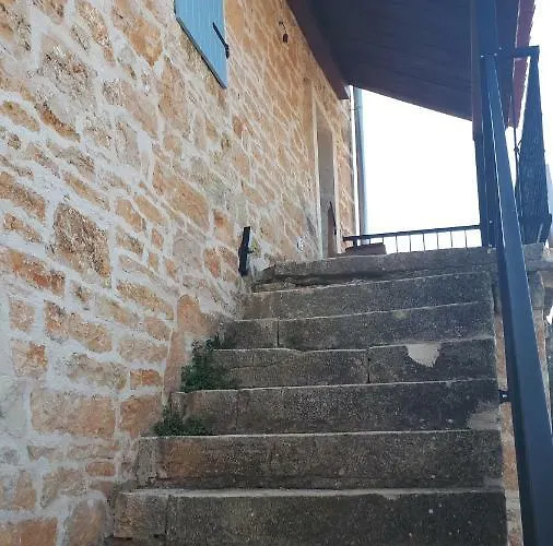 Macini * Modrušani